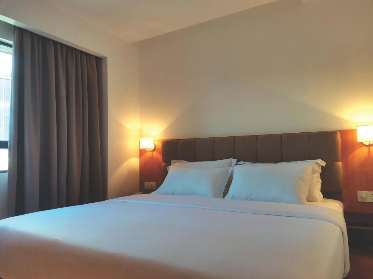 D Loft Hotel Куала-Лумпур Экстерьер фото